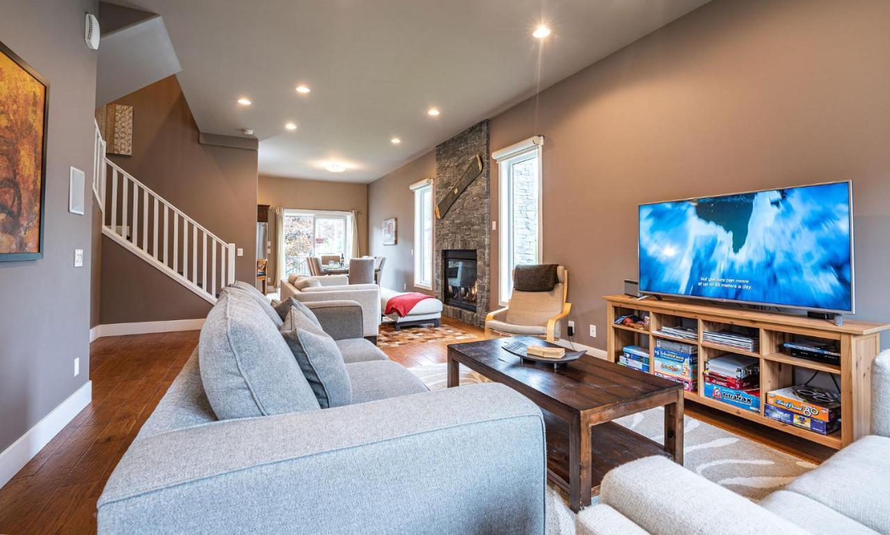Aspen Lodge By Revelstoke Vacations Buitenkant foto
